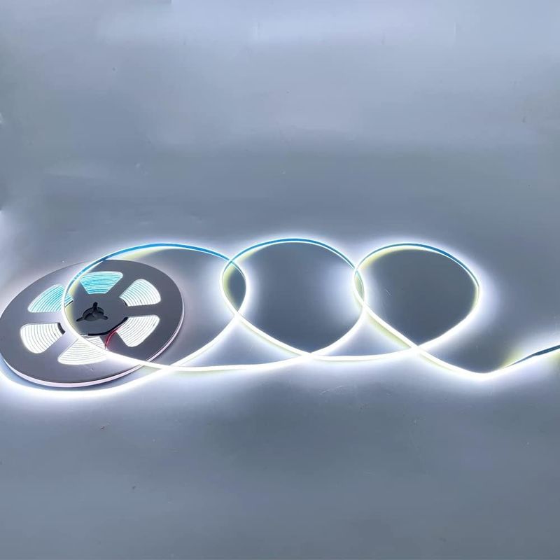 Супер узкий 3 мм ширина COB светодиодные светодиоды 400Leds / m Снижаемый 5m более длительный срок службы