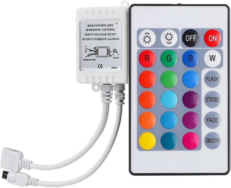 Смежаемая SMD Гибкая RGB светодиодная полоса 60leds / m DC12V Ввод для красочной атмосферы