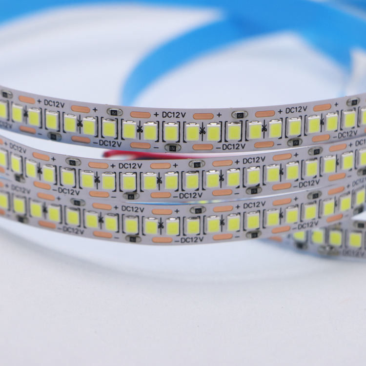 2835 240LEDs на метр светодиодный светодиодный свет 80Ra 5m/Roll IP20 Внутреннее освещение
