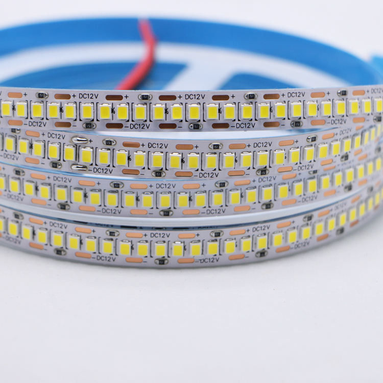 2835 240LEDs на метр светодиодный светодиодный свет 80Ra 5m/Roll IP20 Внутреннее освещение
