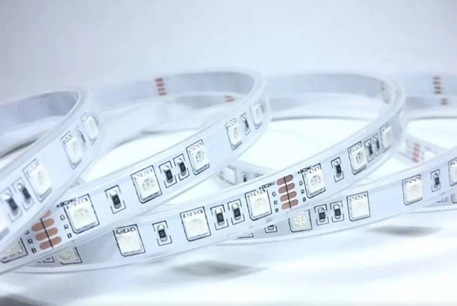 12w 12v 24v 10mm 60 светодиодов Rgb 5050 Smd Гибкий светодиодный светодиодный свет с многоцветным освещением